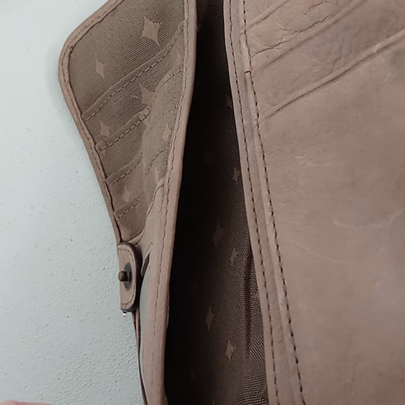 Fossil-Sydney -Striped Patchwork Clutch/Wallet /Fold-over Flap-Tan Taupe Leather - Picture 5 of 14